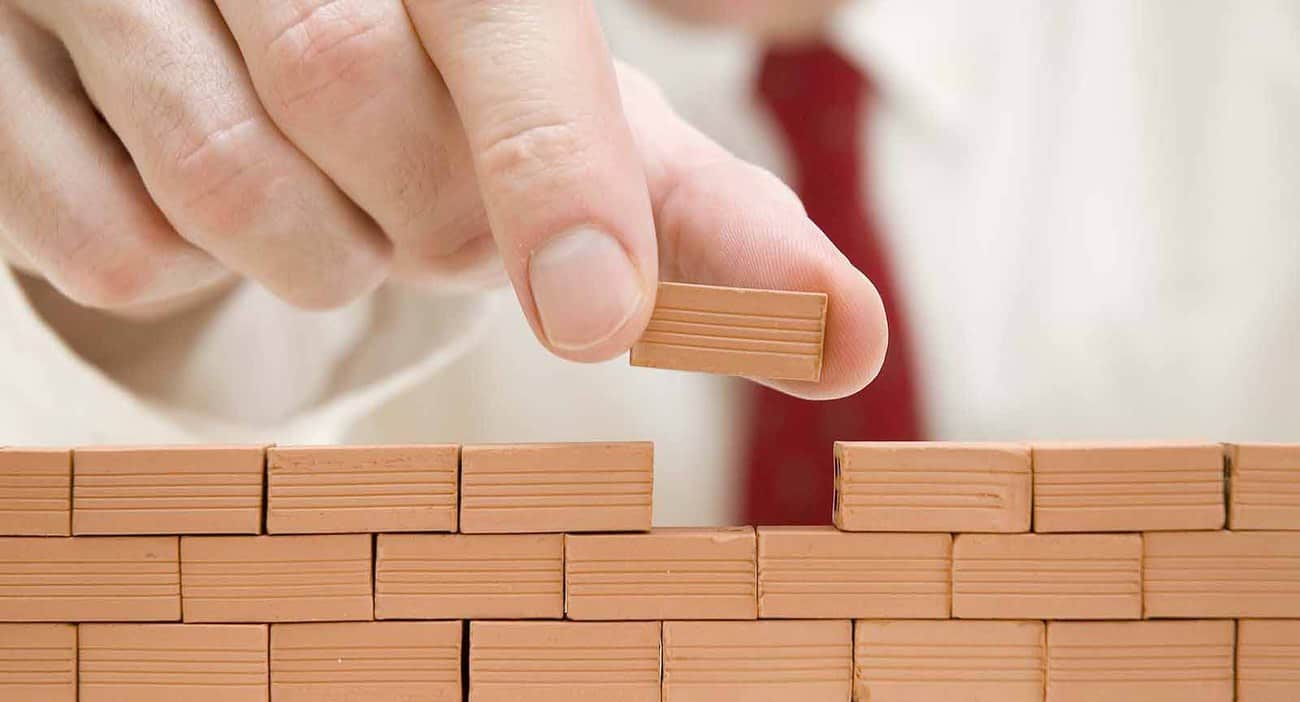What Can a Party Wall Delay Actually Cost a Project Rowley Regis?
